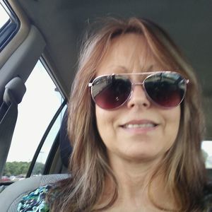 Meet your Posher, Lesia